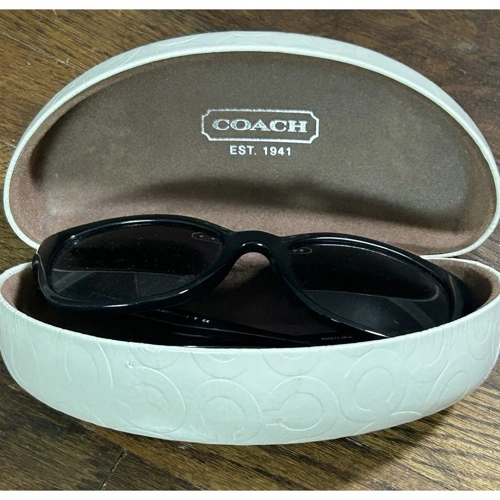 Women's Coach Sun Glasses with Case Black With Logo On Glasses - Picture 5 of 8